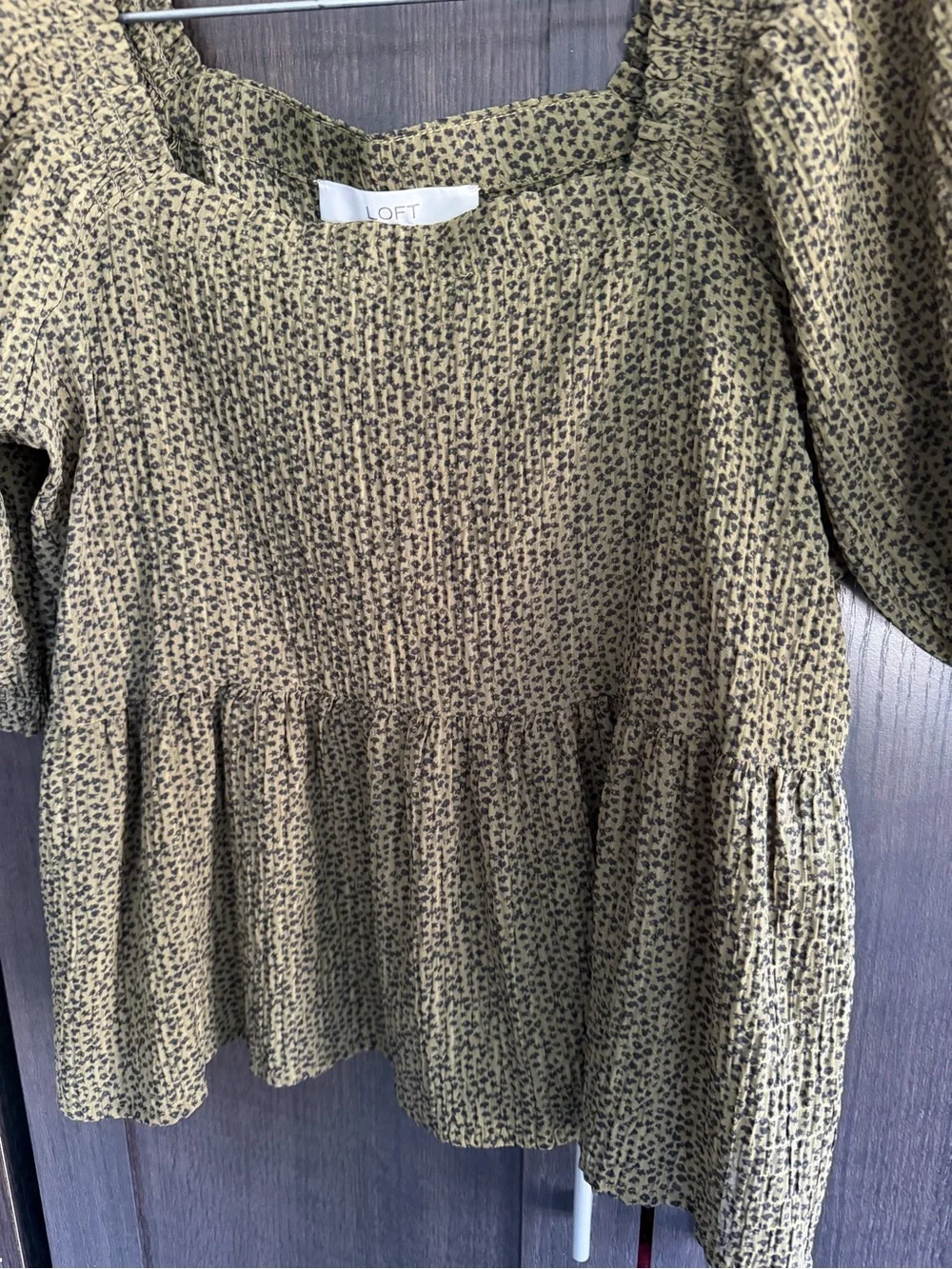 LOFT Olive Floral Smocked Peplum Puff Sleeve Top Size Small
